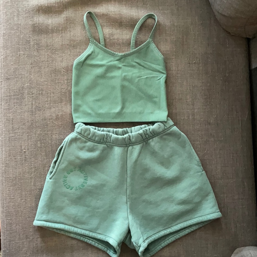 SETactive workout set in Tiki